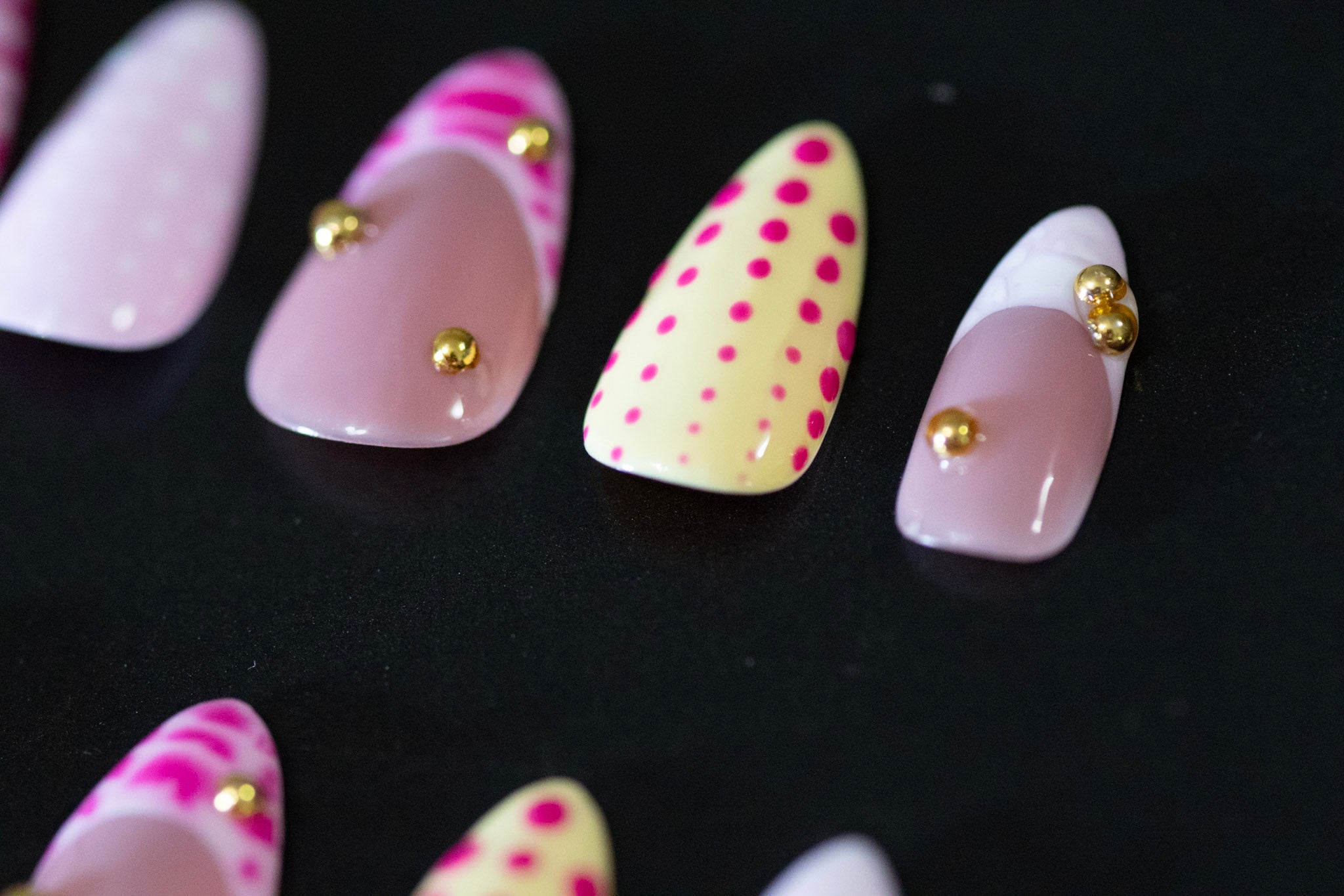 Retro Dots